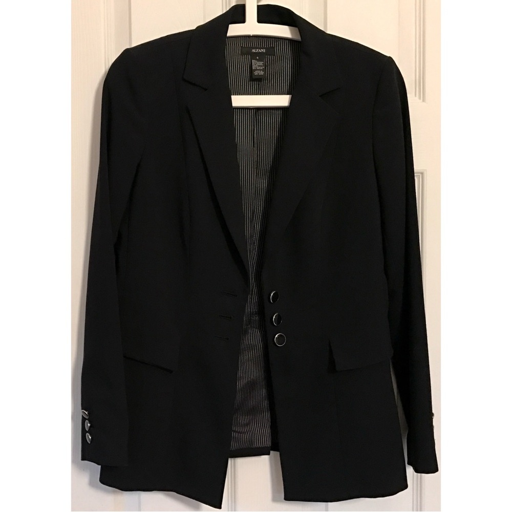 ALFANI • 4 • Black Three Enamel Button Blazer Jacket